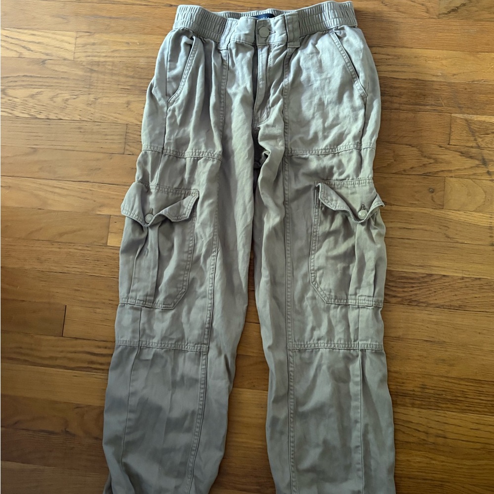 Aeropostale Women's Khaki Cargo Pants